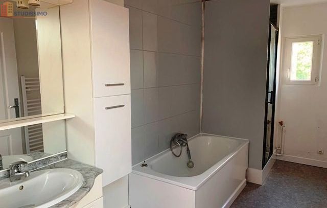 Studio 68m² Janville - spacieux, lumineux - Photo 2