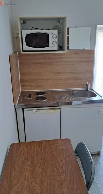 Studio meublé 10m² Saint-Maximin 60740 - Meublé, calme - Photo 2