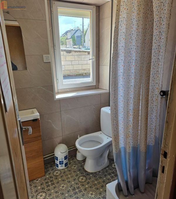 Studio meublé 10m² Saint-Maximin 60740 - Meublé, calme - Photo 1