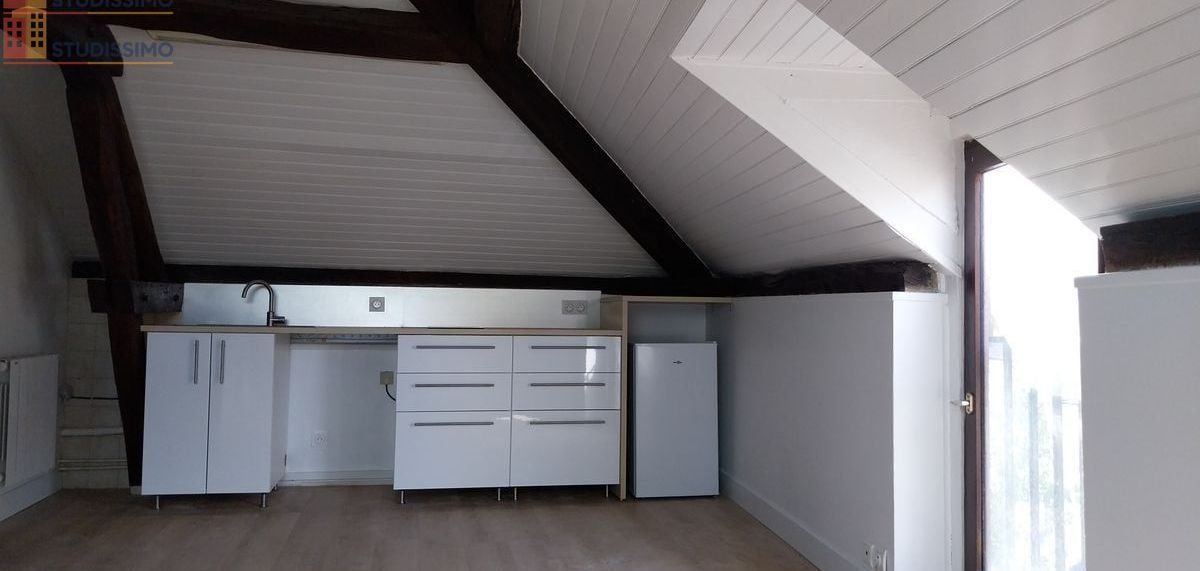 Studio 25m² Plailly centre - Étage calme - Photo 8