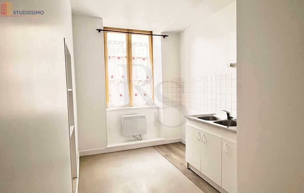 Studio 27m² Argentan - (aucune caractéristique) - Photo 3