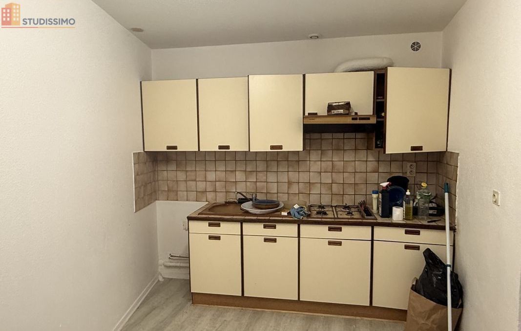 Studio 27m² Alençon 61000 - 1er étage, DPE F - Photo 1