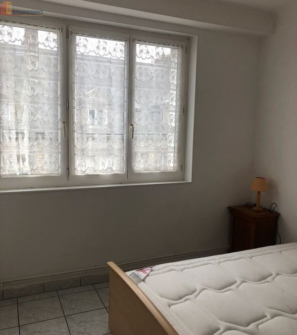 Studio meublé 21m² Domfront en Poiraie - Centre-ville, meublé - Photo 2