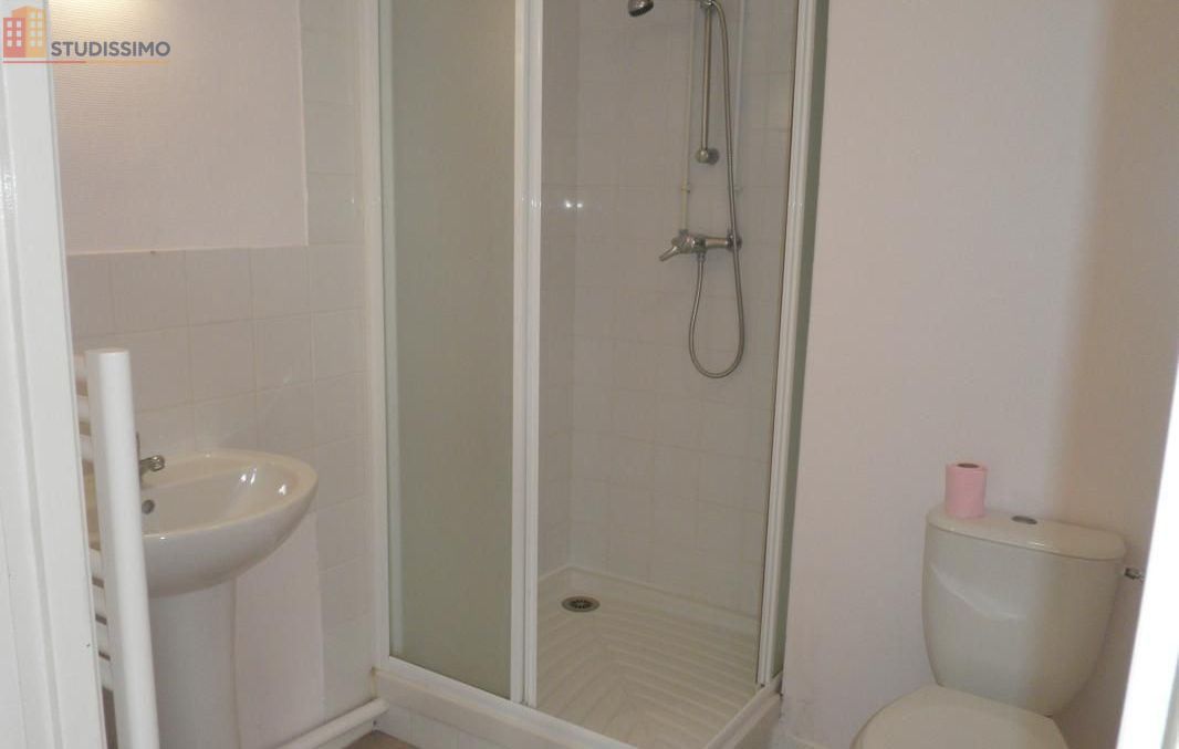 Studio 23m² Argentan - 1 pièce, DPE D - Photo 1