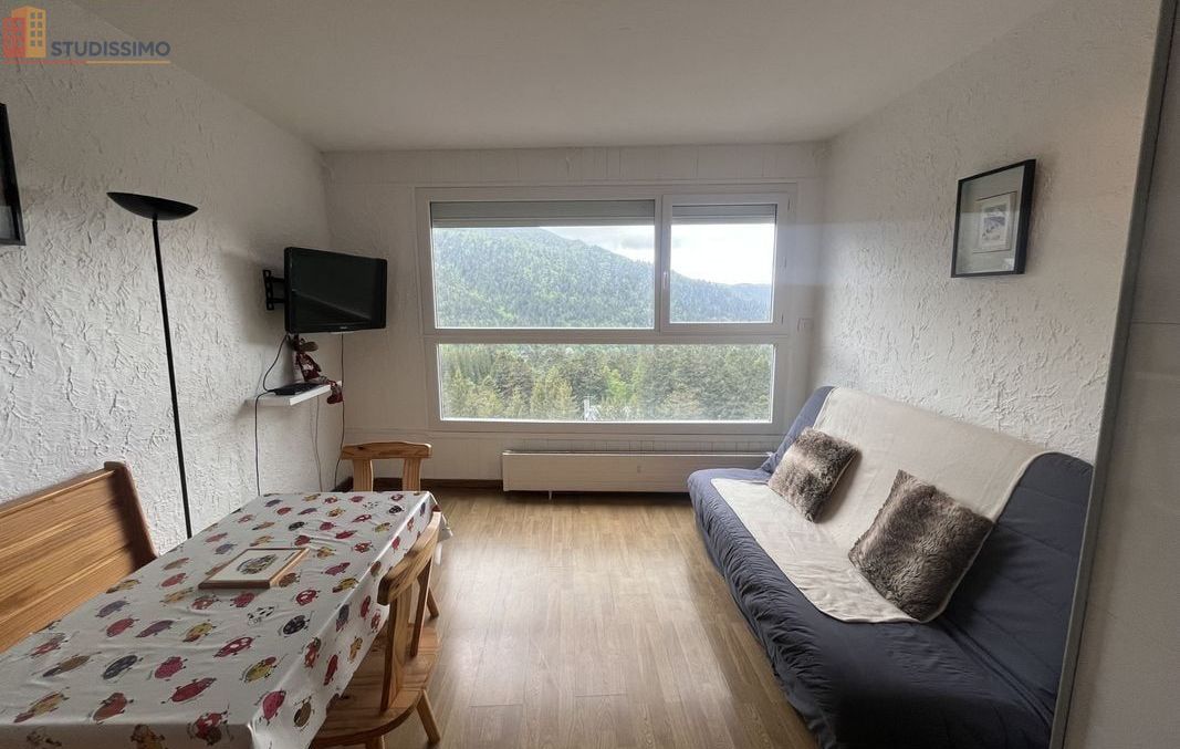Studio à Laveissière