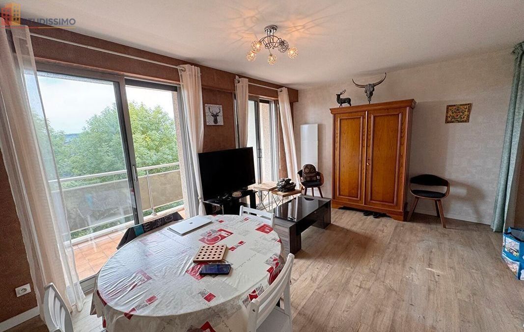 Studio 34m² Saint-Flour - Étage élevé, cosy - Photo 3