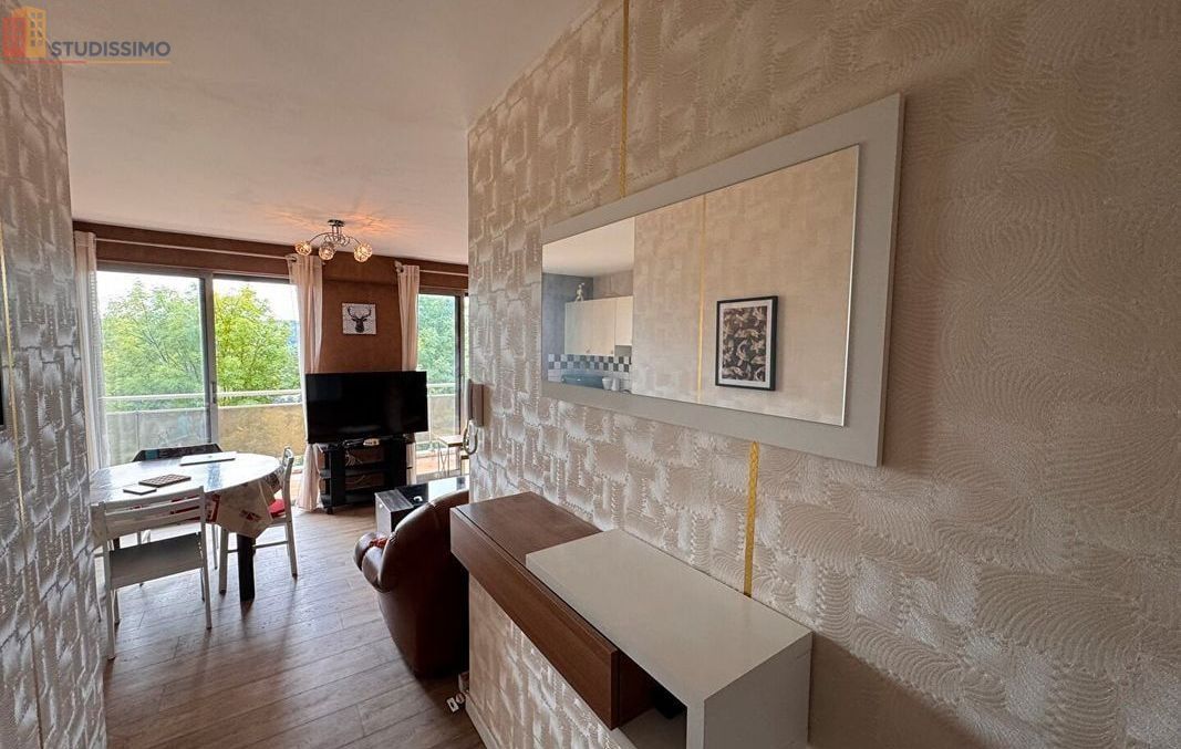 Studio 34m² Saint-Flour - Étage élevé, cosy - Photo 2