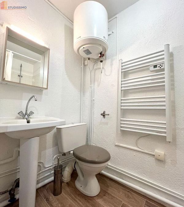 Studio 15m² Aurillac - 1er étage, lumineux - Photo 1