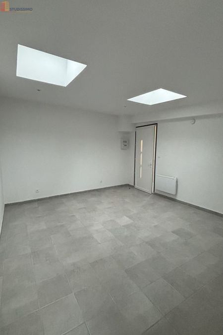 Studio meublé 25m² Aire-sur-la-Lys - Meublé, DPE C - Photo 2