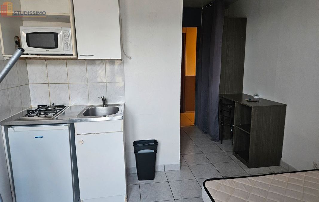 Studio meublé 17m² Alençon - Centre-ville, calme - Photo 3