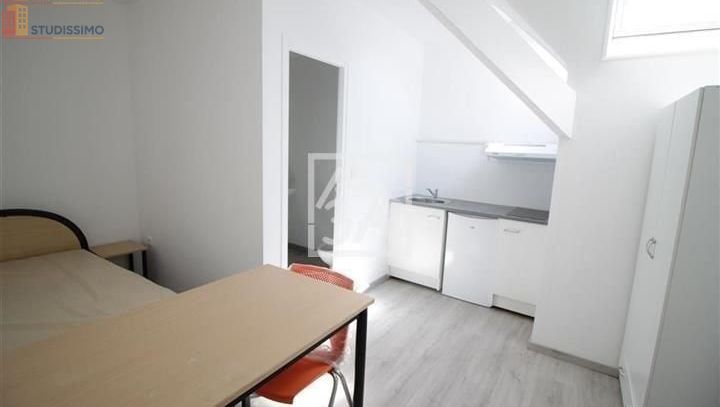 Studio à Calais