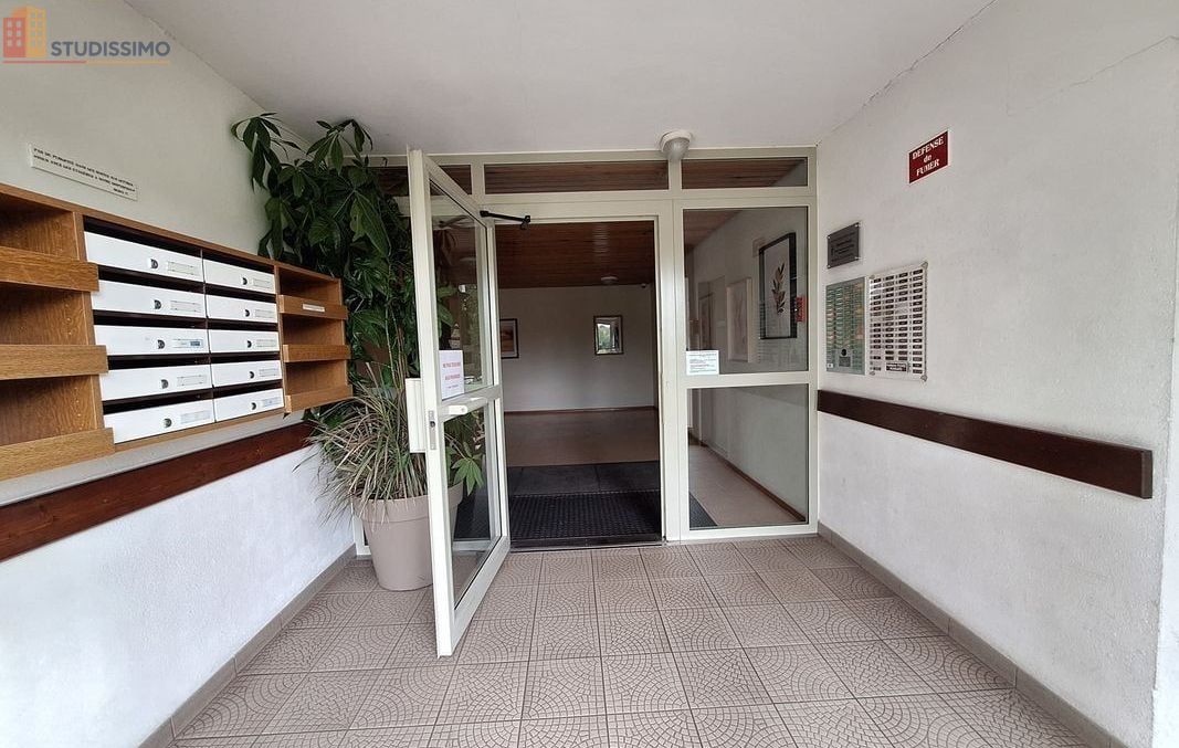 Studio 33m² Angoulême - Étage élevé, lumineux - Photo 6