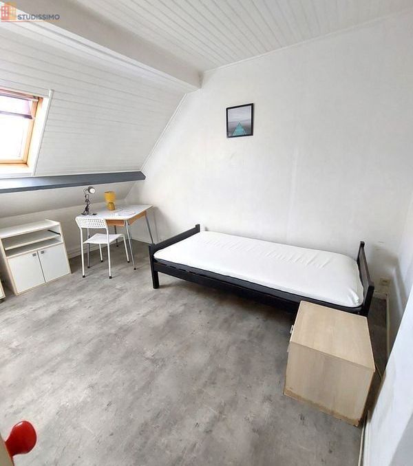 Studio meublé 13m² Arras - Étage élevé, lumineux - Photo 3