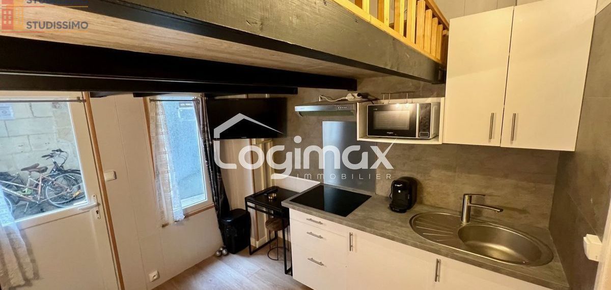 Studio 12m² La Rochelle - - Photo 3