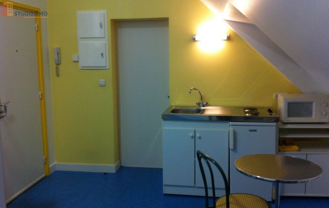 Studio meublé 17m² Calais 62100 - Étudiant, lumineux - Photo 1