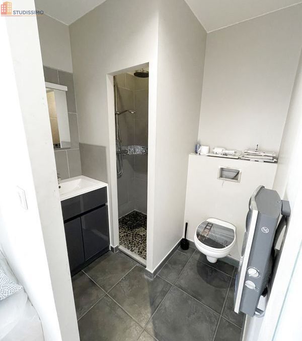 Studio meublé 13m² Hénin-Beaumont - Meublé, DPE C - Photo 6