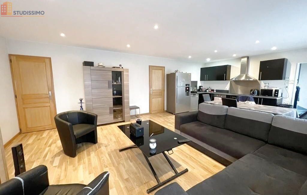 Studio meublé 13m² Hénin-Beaumont - Meublé, DPE C - Photo 1