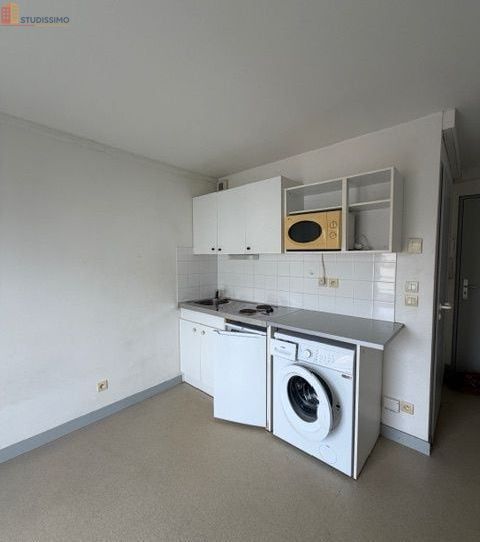 Studio 19m² La Rochelle - 2e étage, DPE D - Photo 1