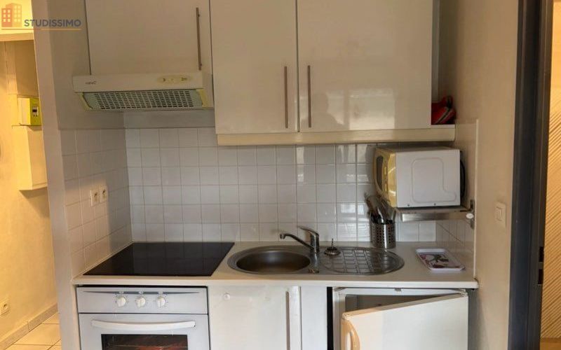 Studio meublé 21m² Arras - 1er étage, lumineux - Photo 4