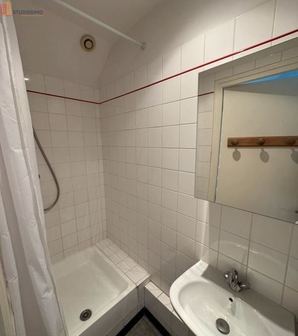Studio meublé 22m² Boulogne-sur-Mer centre - Lumineux, dernier étage - Photo 2