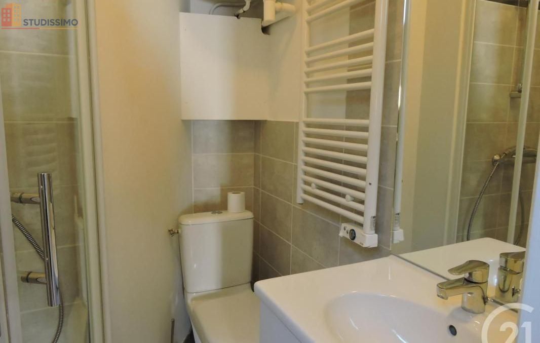 Studio 21m² La Rochelle - étage 3, DPE D - Photo 1