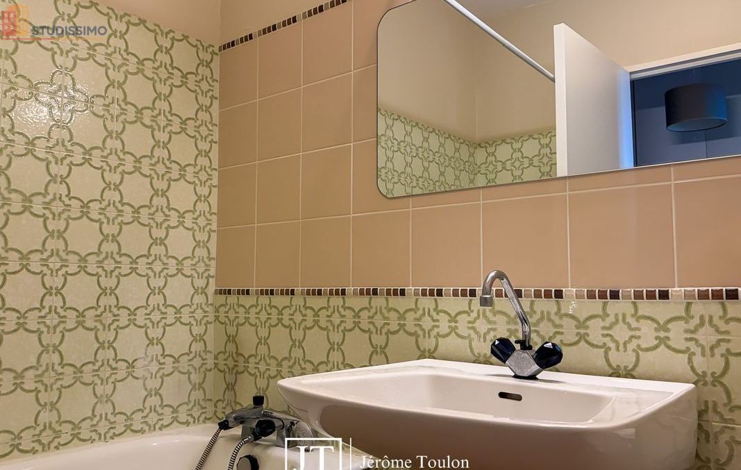 Studio 32m² Vaux-sur-Mer - Dernier étage, DPE D - Photo 2