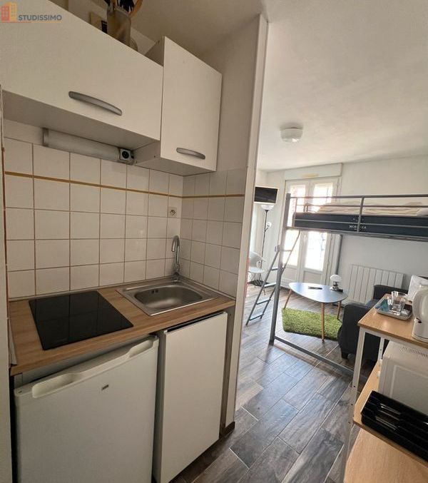 Studio meublé 18m² Arras - Idéalement situé - Photo 5