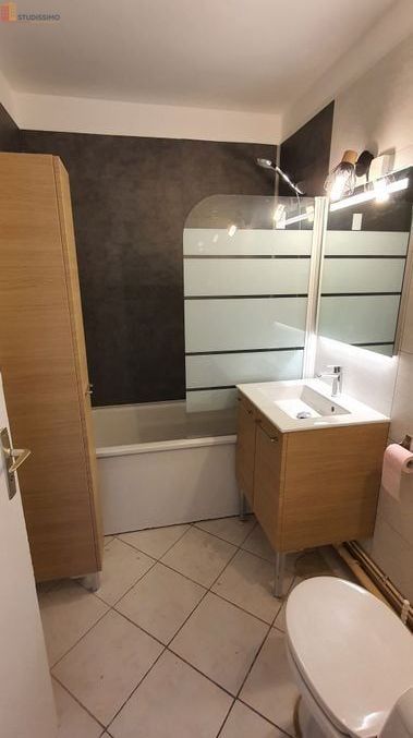 Studio meublé 29m² Calais 62100 - Meublé, calme - Photo 2