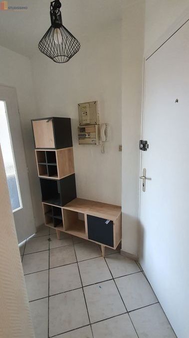 Studio meublé 29m² Calais 62100 - Meublé, calme - Photo 1