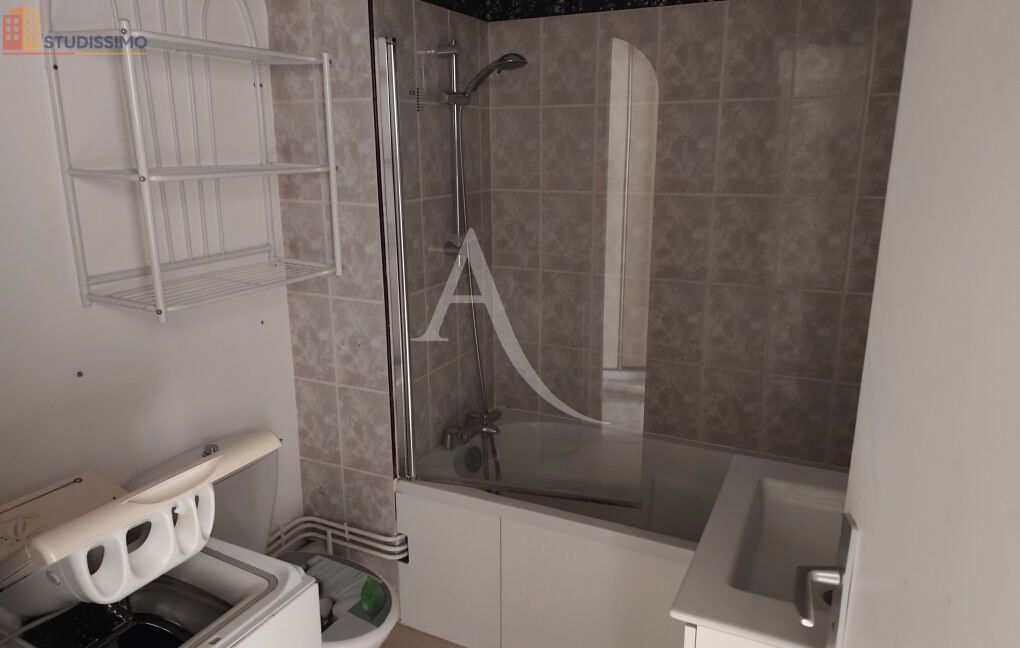 Studio 22m² Rochefort - Lumineux, DPE D - Photo 3