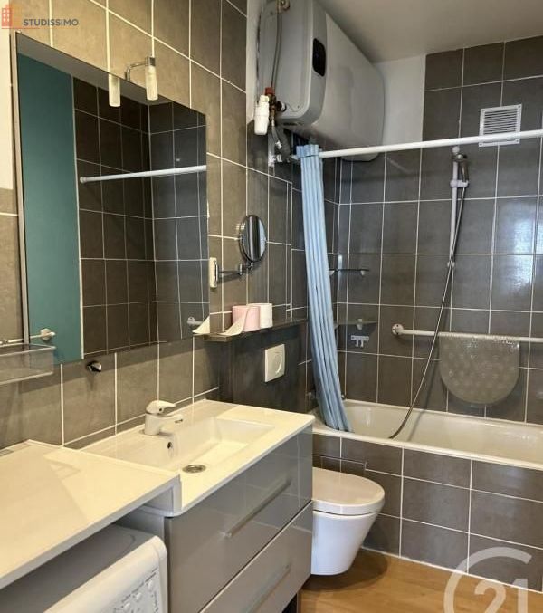 Studio 36m² La Rochelle - DPE C, 1er étage - Photo 2