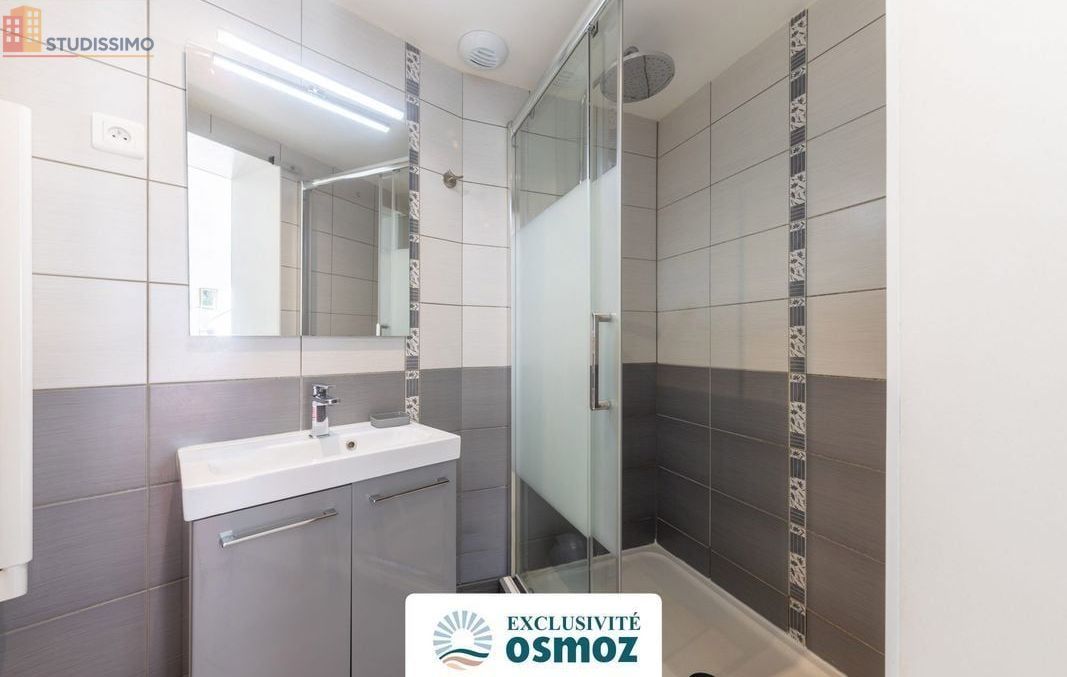 Studio 29m² La Rochelle - - Photo 3