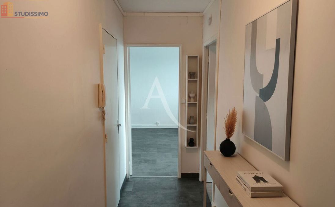 Studio 53m² Rochefort - Dernier étage, lumineux - Photo 4