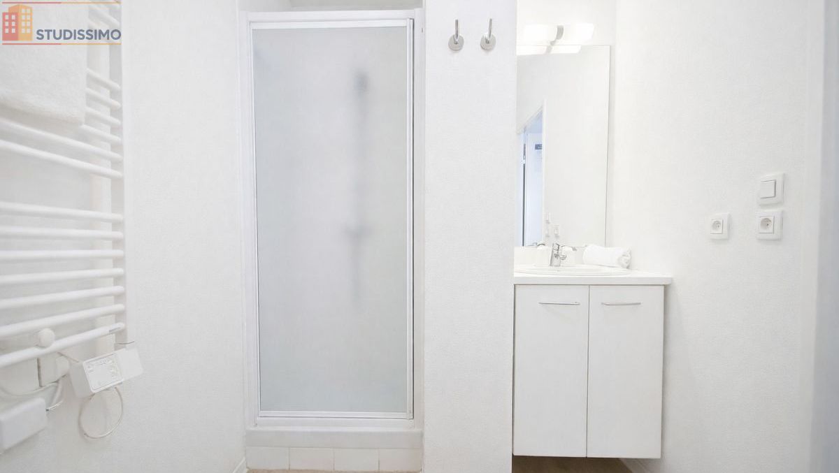 Studio 20m² La Rochelle - DPE C, 1er étage - Photo 2