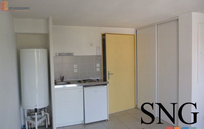 Studio 28m² Tarbes - - Photo 9