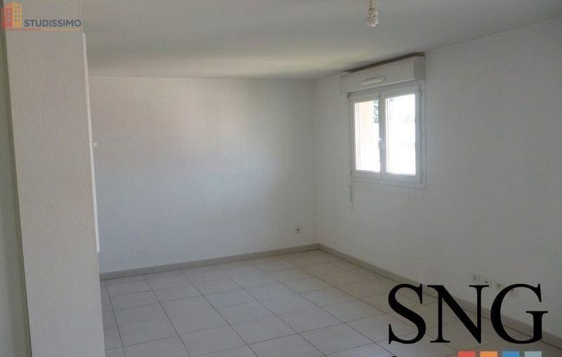 Studio 28m² Tarbes - - Photo 5