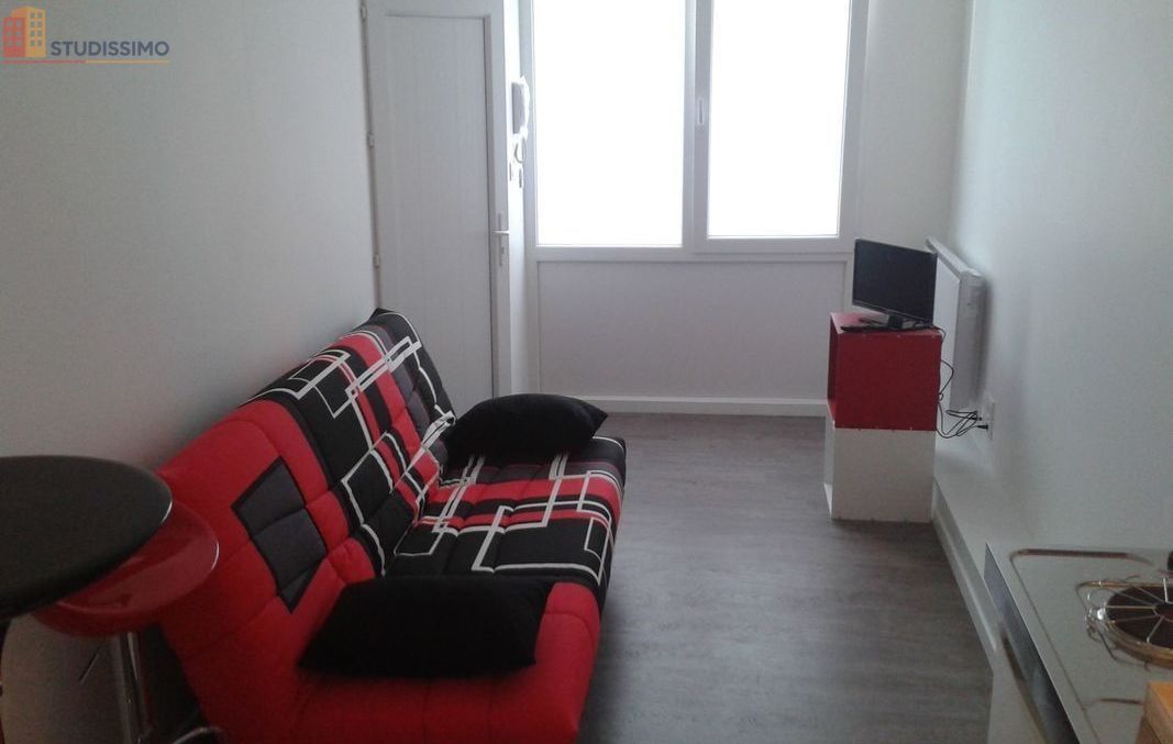 Studio meublé 18m² Issoire - Meublé, DPE D - Photo 2