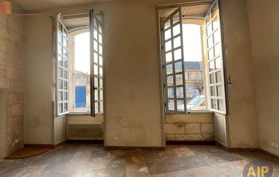 Studio 29m² Saintes - - Photo 1