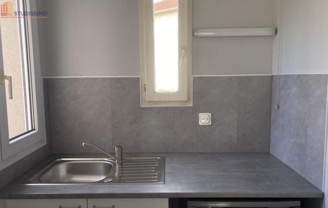 Studio meublé 29m² Tarbes - Meublé, DPE D - Photo 3