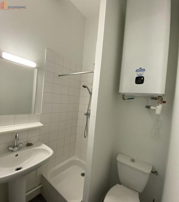 Studio meublé 28m² Tarbes 65000 - Meublé, 3e étage - Photo 2