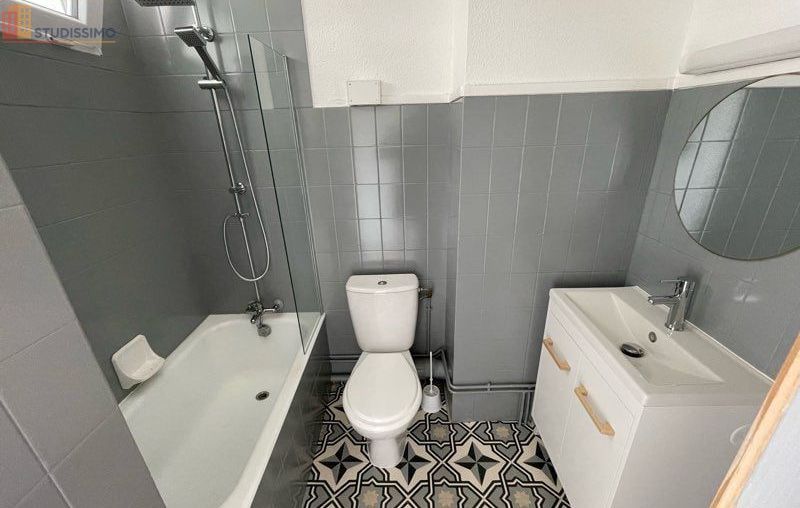 Studio meublé 18m² Tarbes centre-ville - Calme, proche commerces - Photo 1