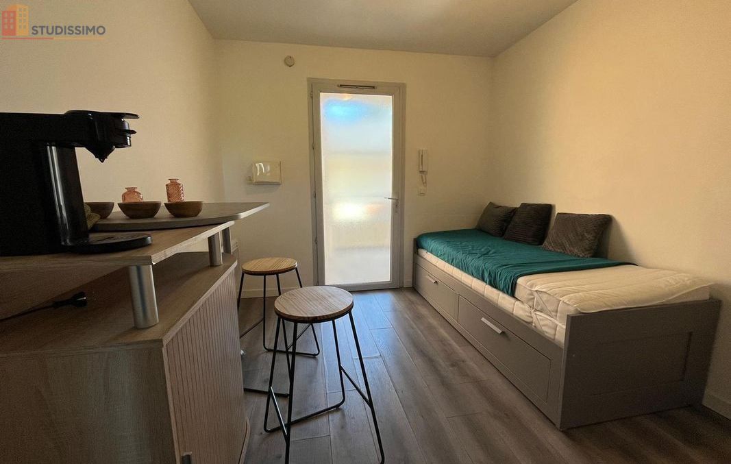 Studio meublé 16m² Tarbes - Lumineux, 3e étage - Photo 4