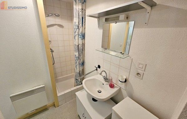 Studio meublé 17m² Clermont-Ferrand 63000 - Meublé, 1 pièce - Photo 1