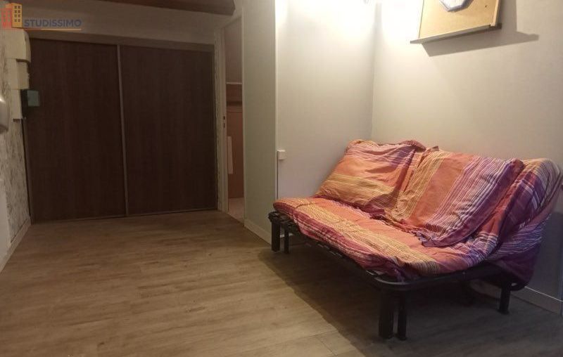 Studio 23m² Bagnères-de-Bigorre - Meublé, au calme - Photo 2
