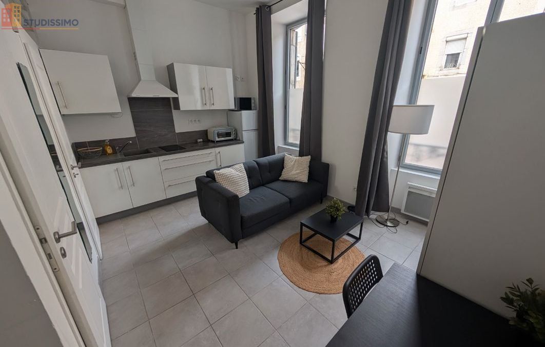 Studio meublé 22m² Tarbes centre - Lumineux, hyper centre - Photo 2