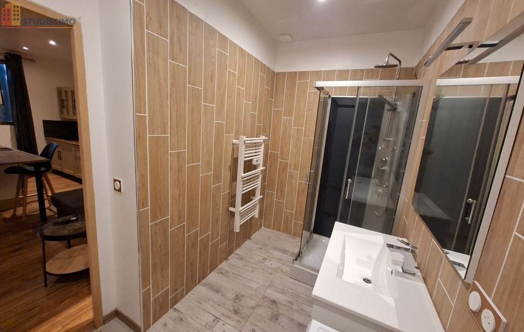 Studio meublé 35m² Tarbes - Lumineux, proche commodités - Photo 2