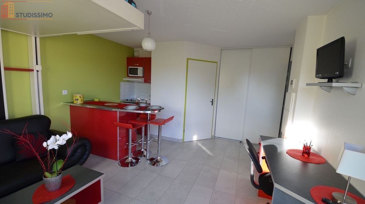 Studio meublé 21m² Tarbes - Résidence étudiante, proche commodités - Photo 2