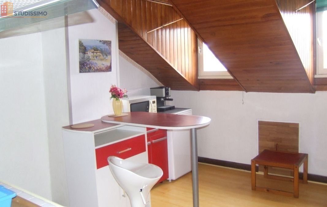 Studio meublé 18m² Tarbes centre - Calme, 3e étage - Photo 2