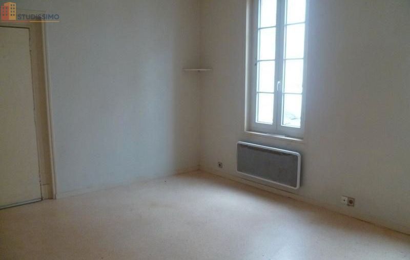 Studio 25m² Rochefort - quartier centre-ville - Photo 2