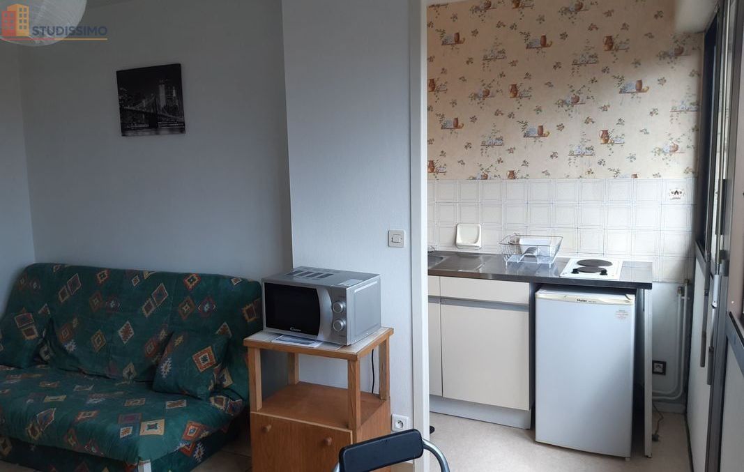 Studio meublé 19m² Tarbes - Meublé, DPE D - Photo 3